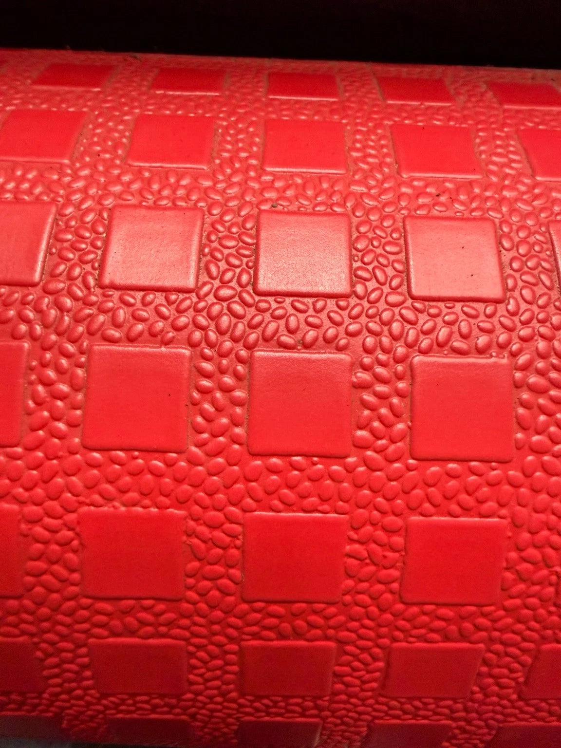 Red OEM heavy duty vinyl flooring finish – 2m wide